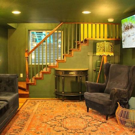 Heart Of Woodstock, 10 Min Walk To Reed, With Private Garage! Apartment Portland Luaran gambar