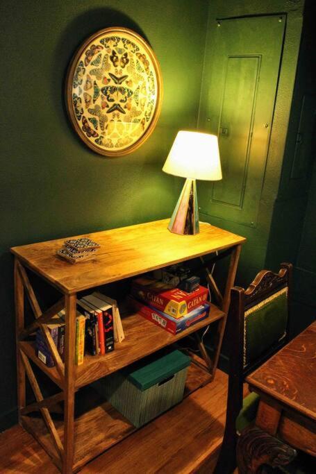 Heart Of Woodstock, 10 Min Walk To Reed, With Private Garage! Apartment Portland Luaran gambar